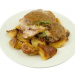 Μπριζολάκια χοιρινά στη σχάρα με σάλτσα λεμονιού *